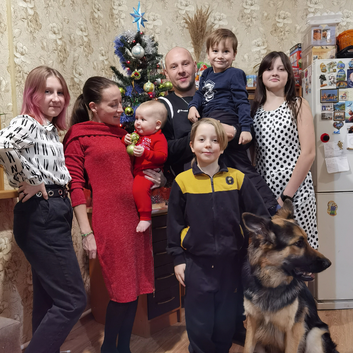 Последний новый год в доме с желтой крышей