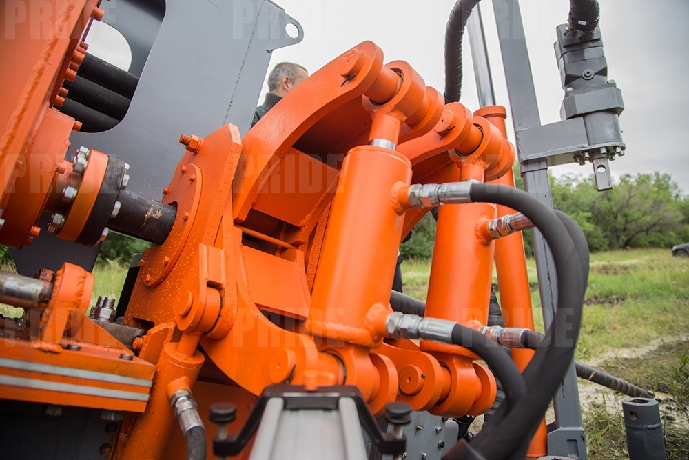 Установка ГНБ М8х18