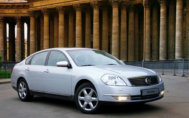 Nissan Teana первого поколения, J31 (2003-2008 гг.) (Фото: Nissan)