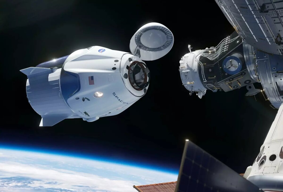 Пилотируемый корабль Crew Dragon появился благодаря победе SpaceX в конкурсе NASA. Фото: wikipedia.org