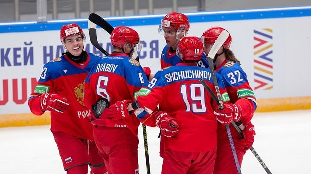 Фото российской сборной с турнира от ФХР 