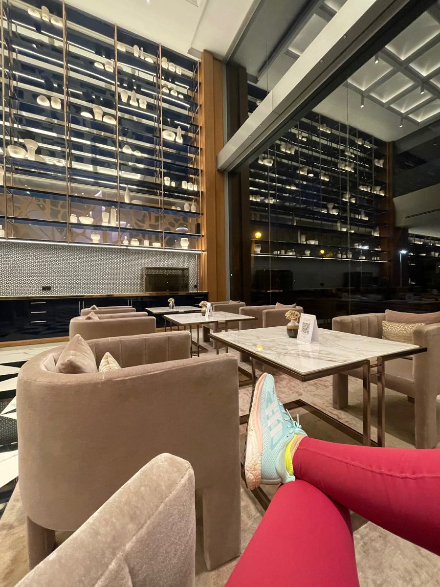 После пробежки, пью свой чудесный чай. Барселона 11.11.2024