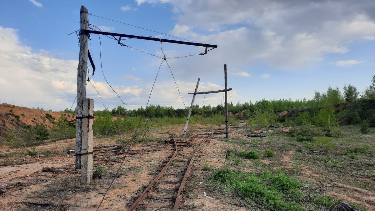 А тут вообще когда-то ЭЛЕКТРОВОЗЫ бегали=(