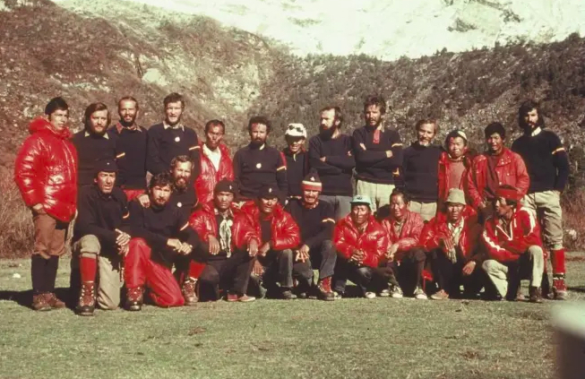 Испанская экспедиция на Манаслу 1975 года, Фото Карлос Сория. 