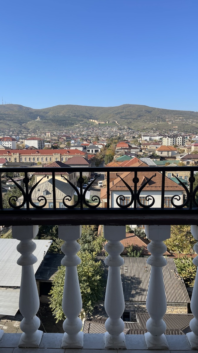 Расстояние до крепости около 3 километров