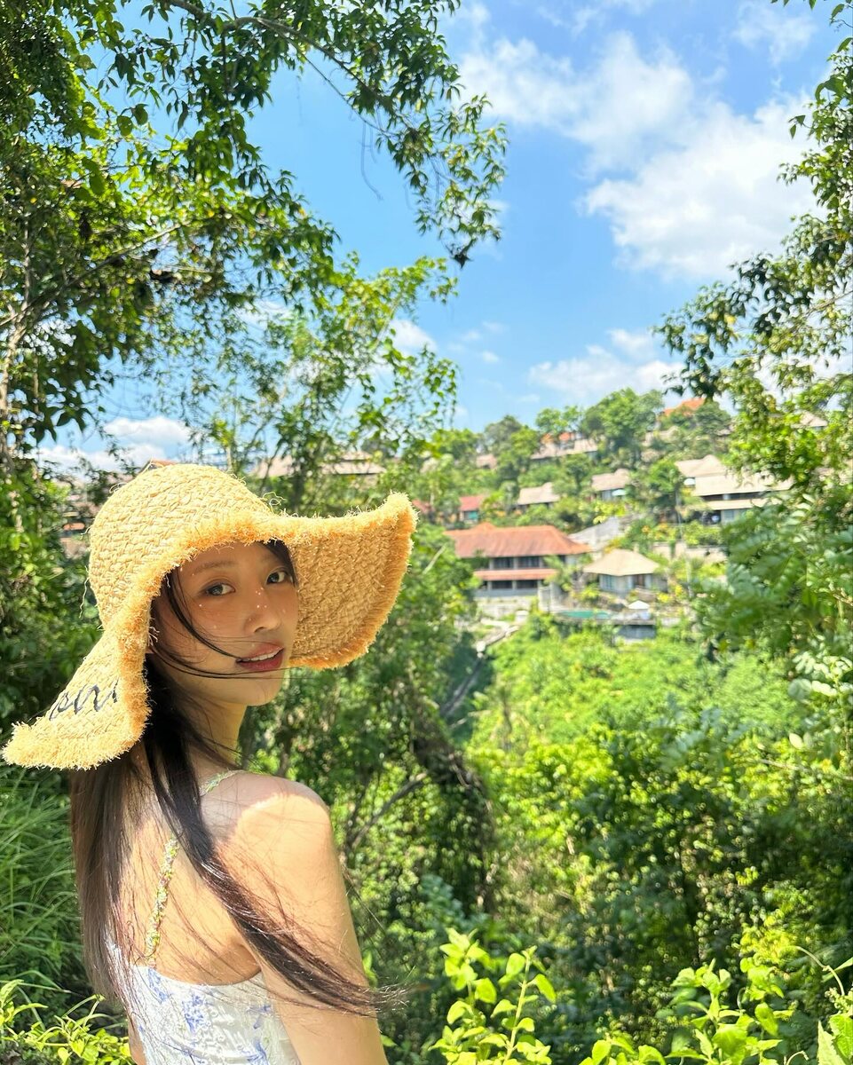    Ли МиджуСоцсети