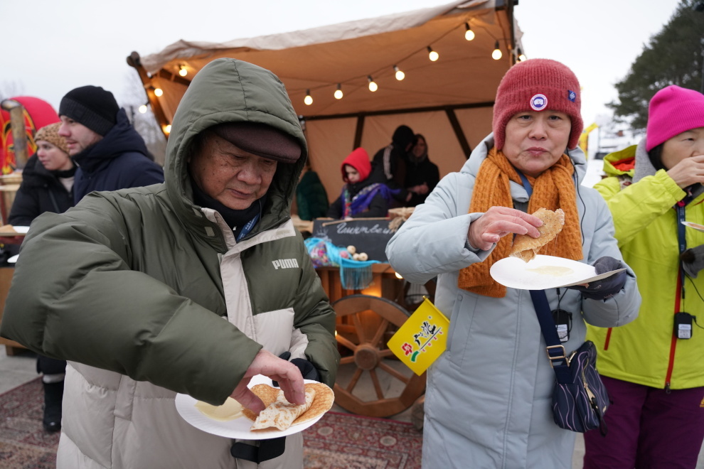Китайские туристы в Санкт-Петербурге, 2023 г. Фото Комитета по туризму Спб