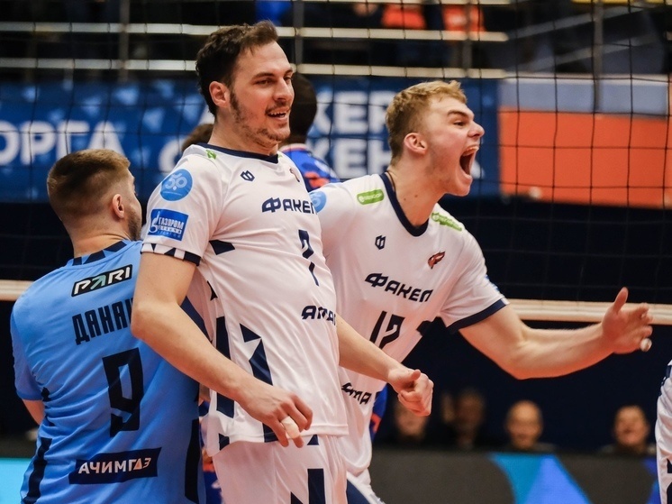     Фото: vk.com Волейбольный клуб «ФАКЕЛ ЯМАЛ»