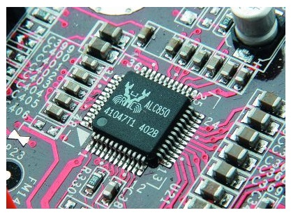 Во всех платах есть звуковой кодек.
Фото: poisk-podbor