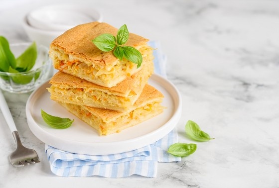    Заливной пирог с капустой на кефире