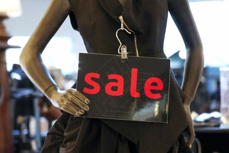    «Известия»: Около половины скидок на распродажах «11.11» — фейк Белов Михаил Александрович