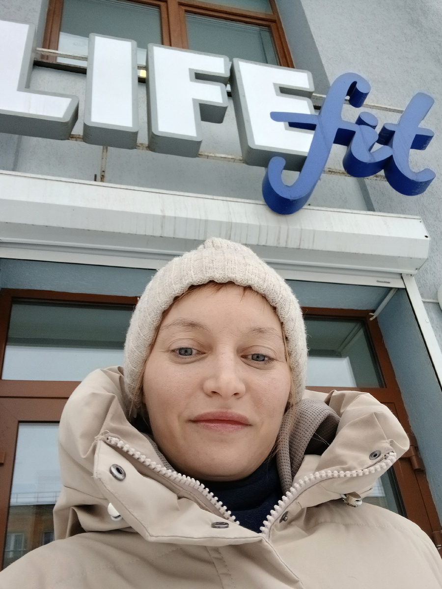 Довольная всегда после тренировки