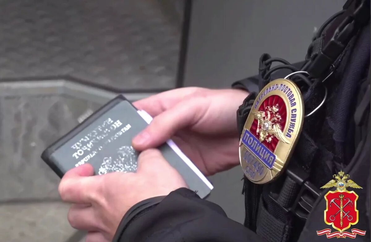    Полиция изъяла сигареты на 7 млн и выявила нелегалов на Южном рынке