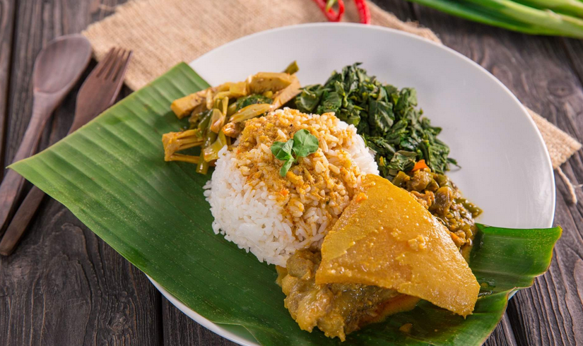 Наси Паданг