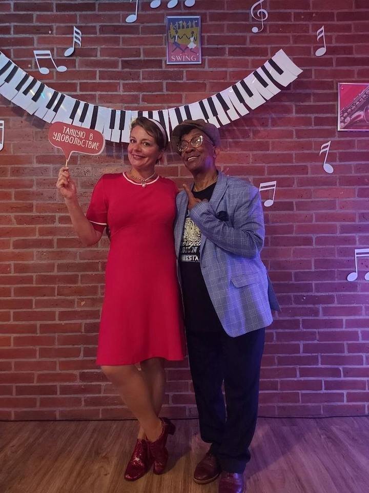     Елена Ильина и Стивен Митчел. Фото предоставлены героями публикации