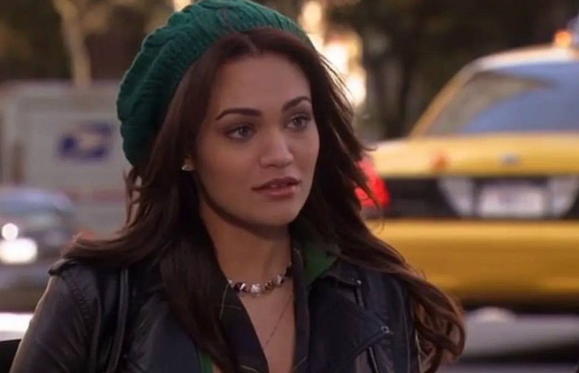 Кадр из сериала "Сплетница"