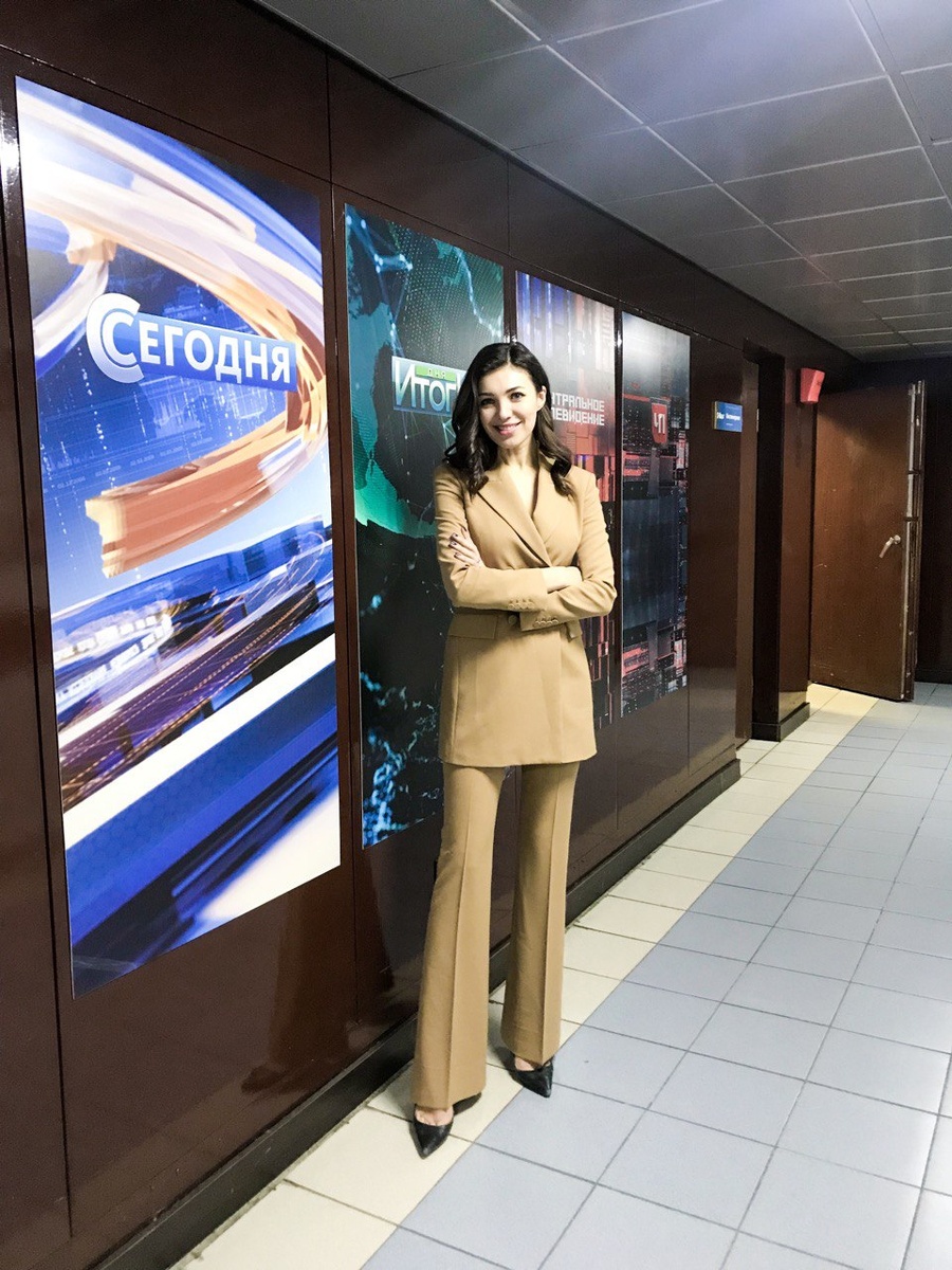 На фото:  ведущая прогноза погоды на канале "НТВ" Евгения Неронская
