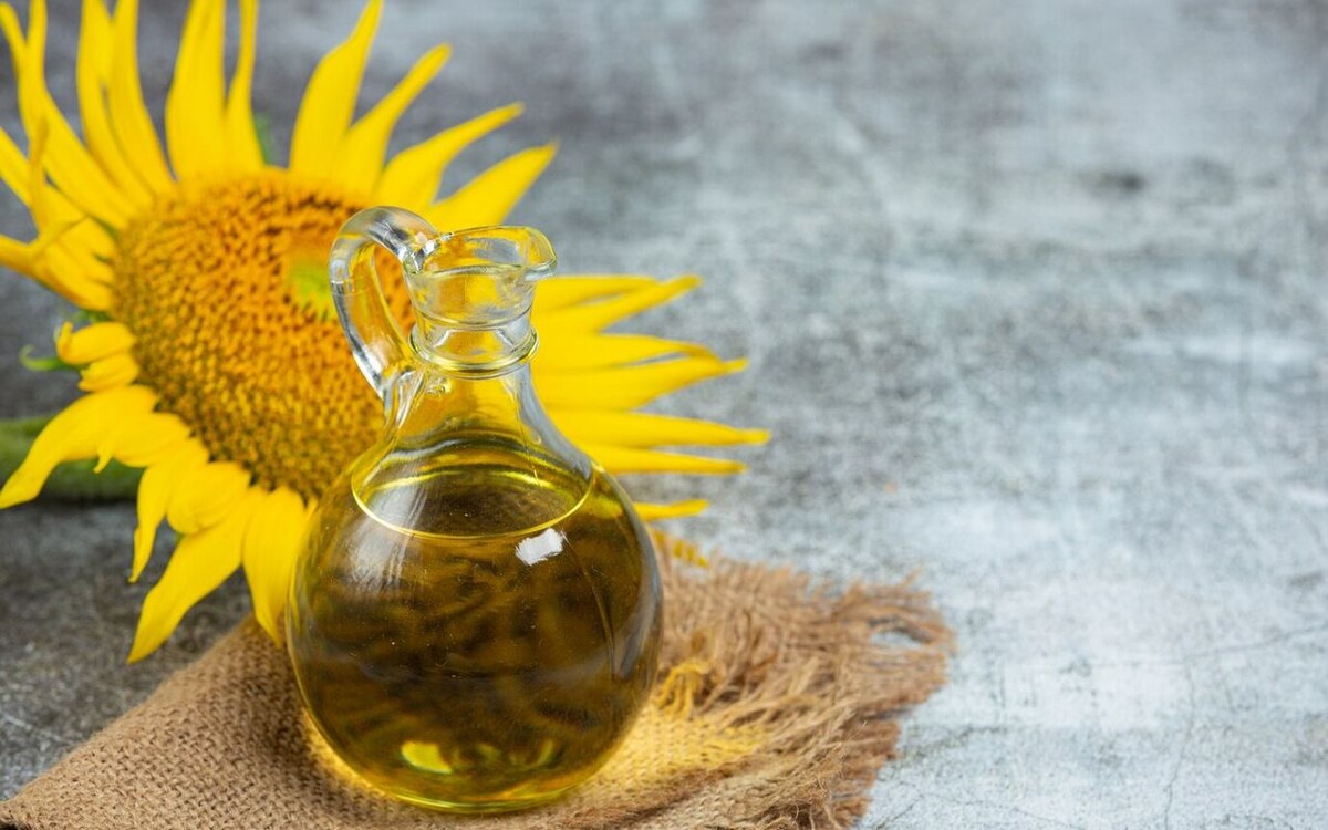    Липецкая область увеличила экспорт масла за рубеж от jcomp на Freepik