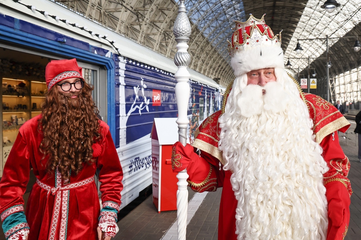 Михаил Терещенко / ТАСС📷Отправление поезда Деда Мороза с вокзала в Великом Устюге, 13 ноября 2024 года