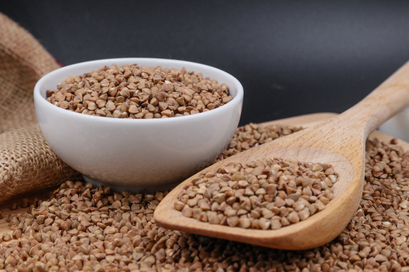    Гречка является источником клетчатки, которая помогает вывести из организма как избыточный холестерин, так и различные токсины. Фото: © Bulkin Sergey/news.ru