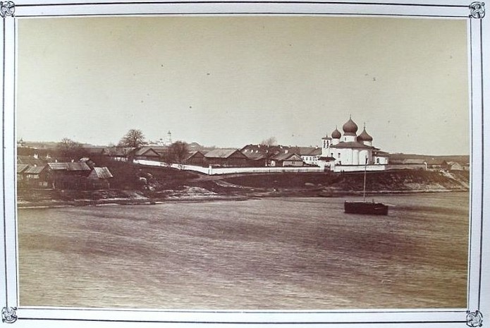 Таким обитель была в ХIХ веке. С сайта: Pastvu.com