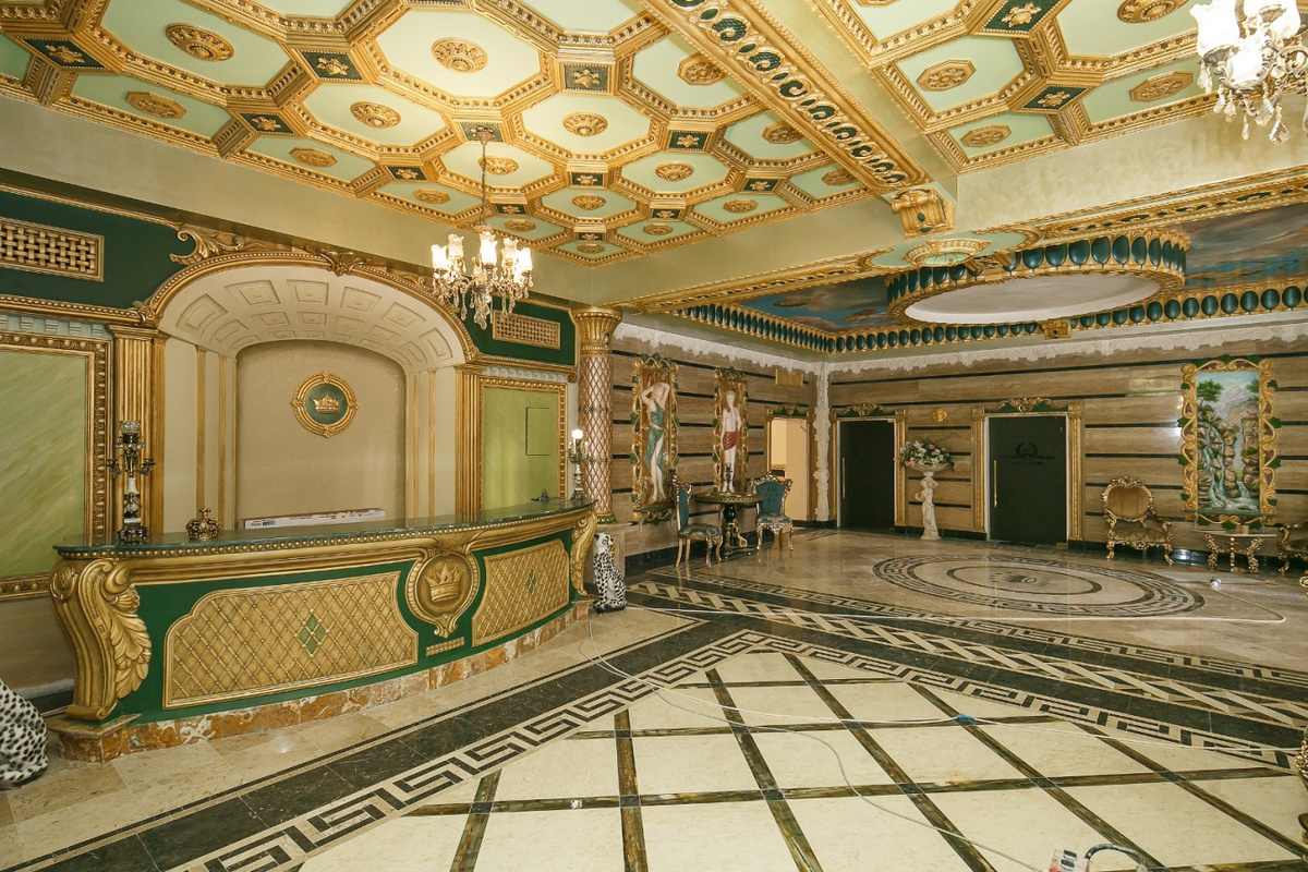 Входная группы и МОПы, ЖК Корона.