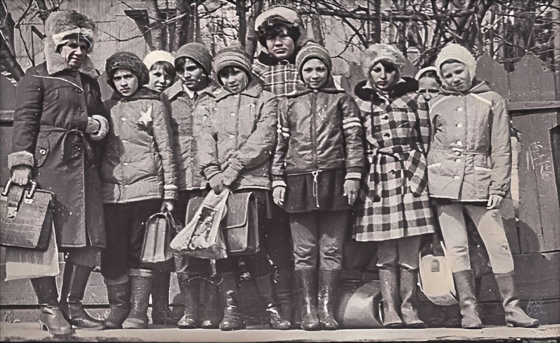    Блокадница из Ханты-Мансийска Валентина Клишина поделилась с редакцией воспоминаниями о детстве и работе в Югре