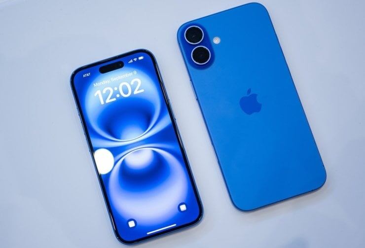    iPhone 16, конечно же, поддерживает Apple Intelligence. Изображение: Wired