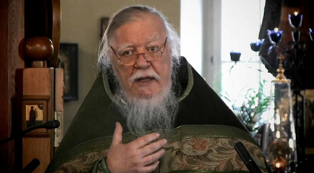 Димитрий Смирнов (07.03.1951 — 21.10.2020 гг.) — протоиерей, церковный и общественный деятель, проповедник, миссионер.