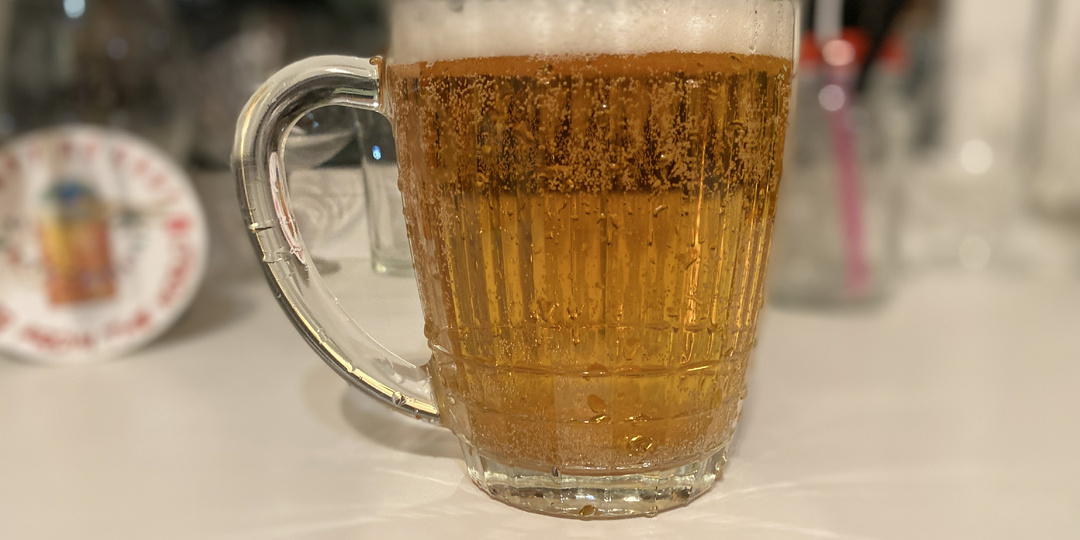 Кто сказал что в СССР были проблемы с пивом? Врут! Вот каталог от 1957 года!