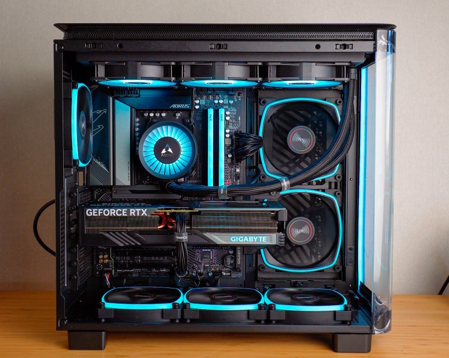  Gaming PC за 220 тысяч