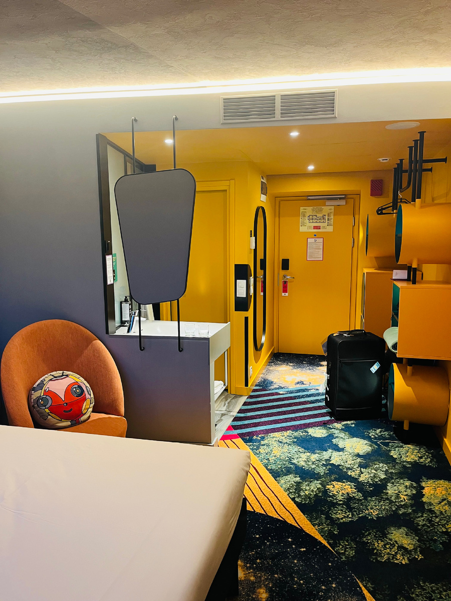 Гостиничный номер в Челябинске. Фото автора. 