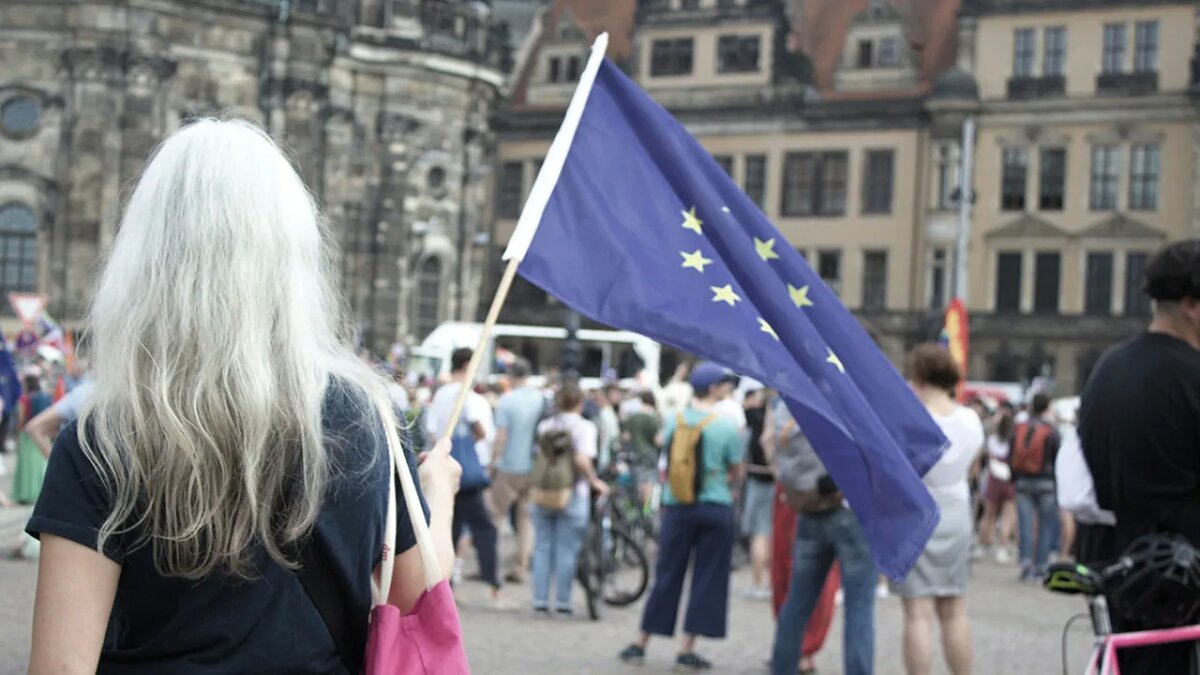    Протесты в Европе.