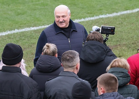    Лукашенко выступил в защиту Шольца и Харрис