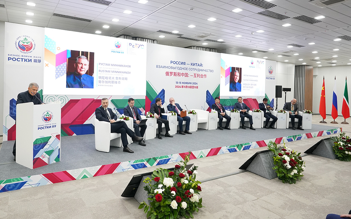 На планерной сессии обсуждали российский опыт создания агломераций, себя презентовали, конечно же, Татарстан, а также Чувашия и Кировская область. Фото: © Салават Камалетдинов / «Татар-информ»