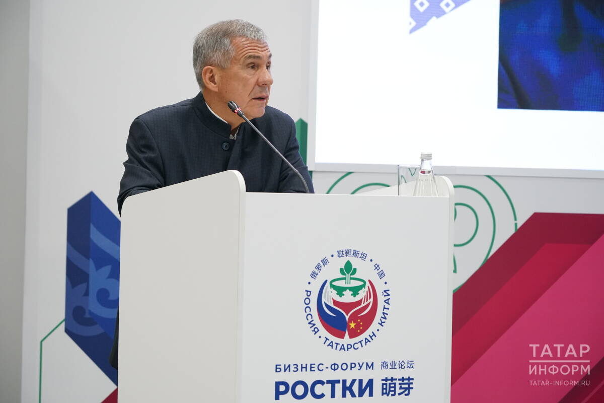 ​Рустам Минниханов отметил, что республика одной из первых в России определила агломерации как главные точки роста региональной экономики. Фото: © Салават Камалетдинов / «Татар-информ»