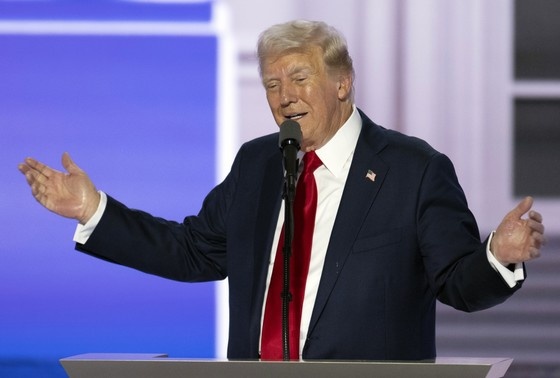    Дональд Трамп