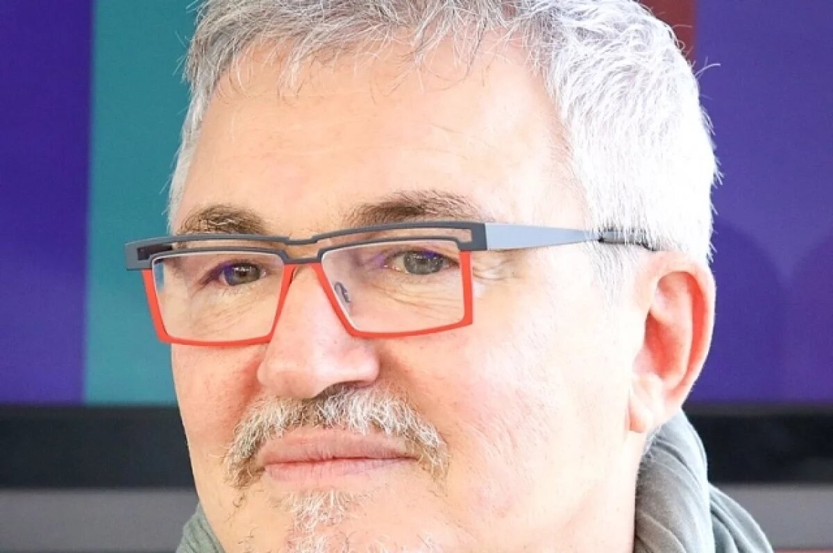    Ростовчанину журналисту и телеведущему Дмитрию Диброву исполнилось 65 лет