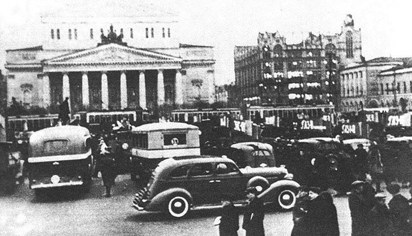 14 ноября 1939 года, на улицах Москвы состоялся массовый автопробег, посвященный выпуску миллионного советского автомобиля
