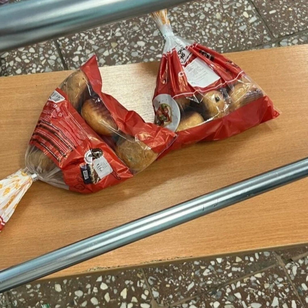 Вот такие булочки привезла с собой внучка.