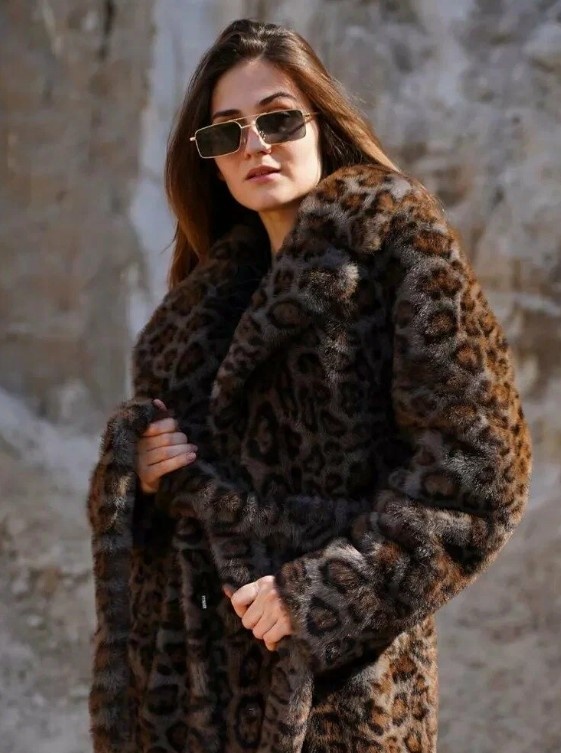 Шуба из эко-меха