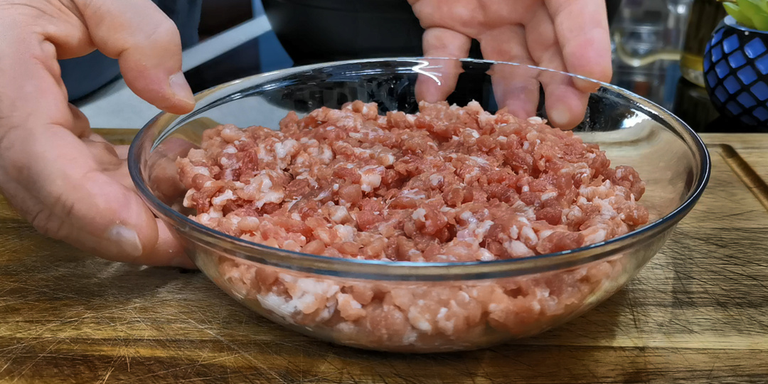 Из фарша теперь только так и готовлю, обычные рецепты в прошлом. Давненько мы не ели такие классные тефтельки