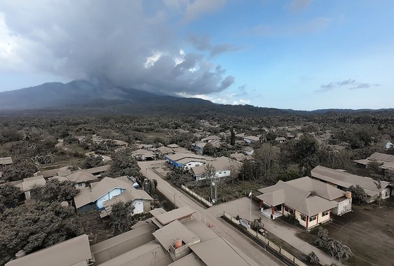   Извержение вулкана Левотоби Лаки-Лаки