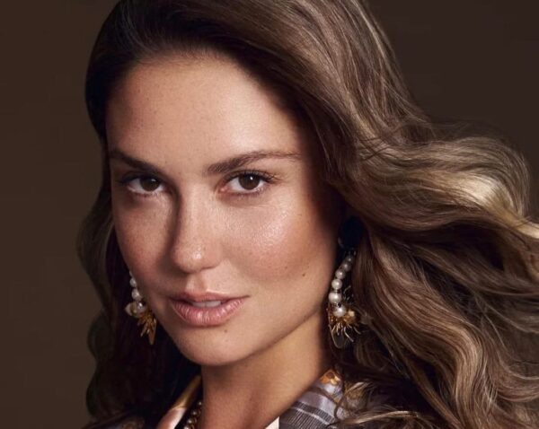    Агата Муцениеце. Фото: tvcenter.ru