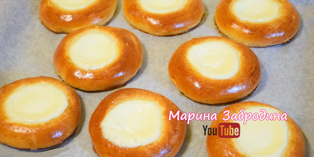 Булочки-Сметанники: пышные, румяные с нежной и вкусной начинкой