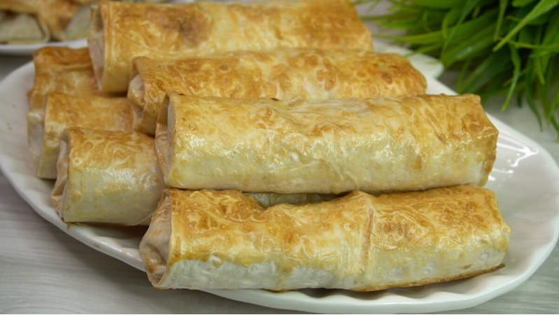 Трубочки из лаваша с вкуснейшей начинкой, можно жарить на сковороде или выпекать в духовке + ✔️Полезные советы.