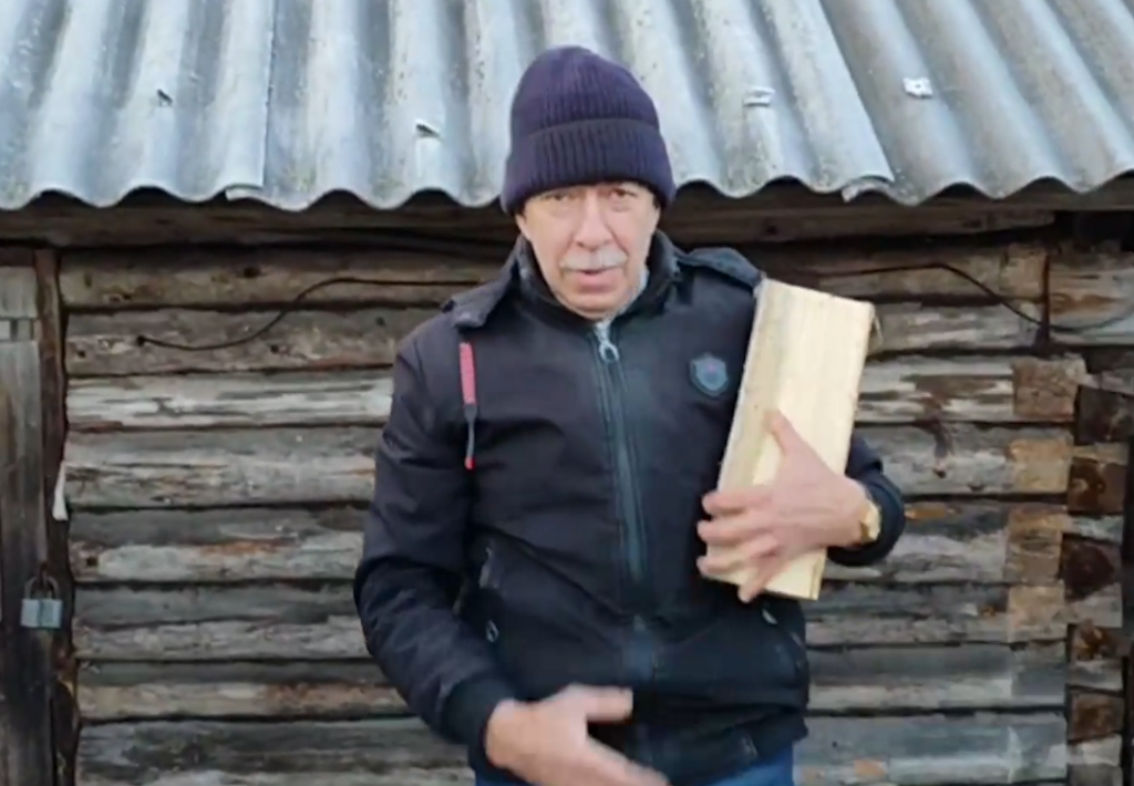    Дмитрий Сыроежин. Скриншот с трансляции «Прямая линия главы Республики Карелия» / «Вести-Карелия» (ВК)