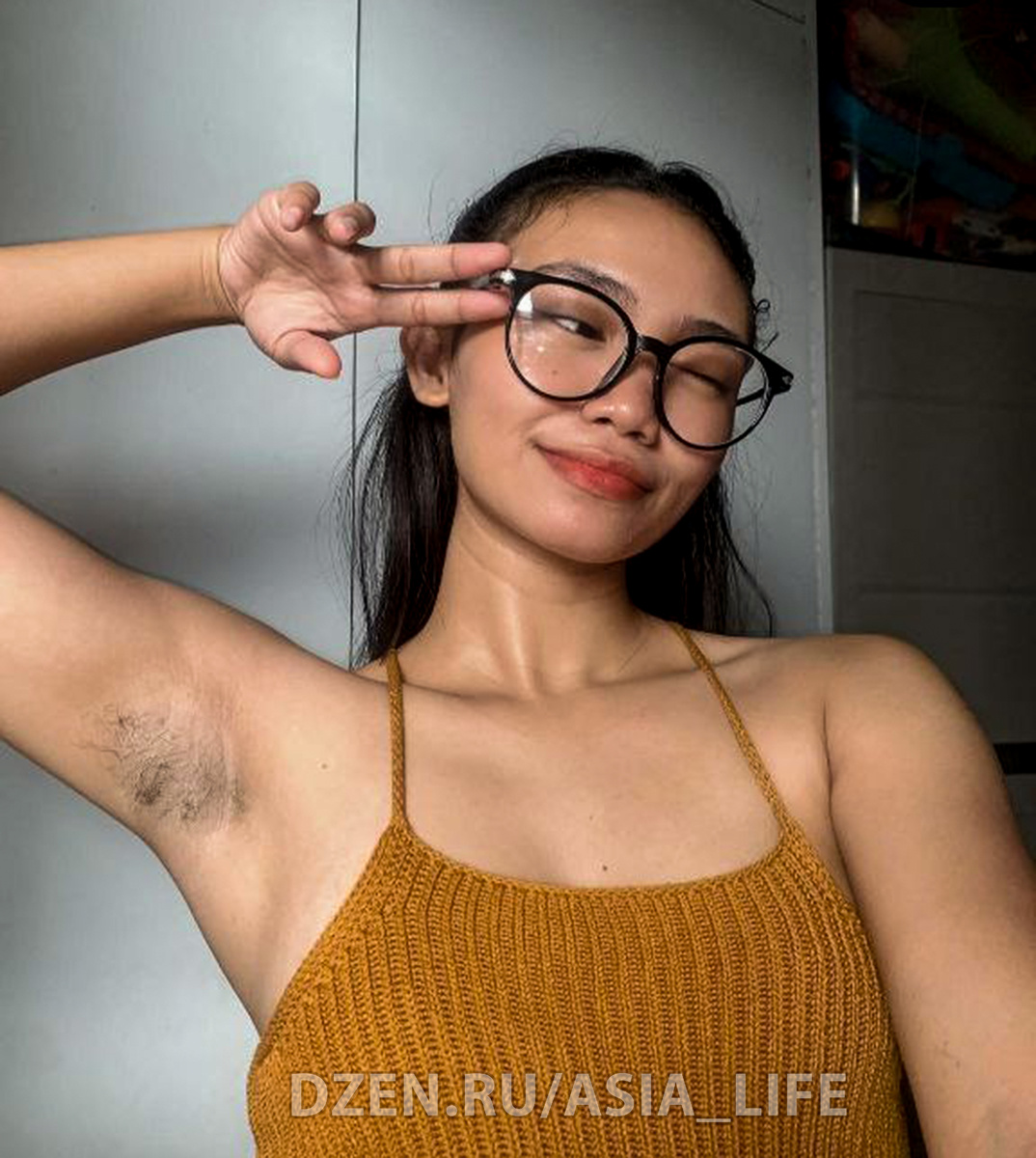 Стильная Китаянка