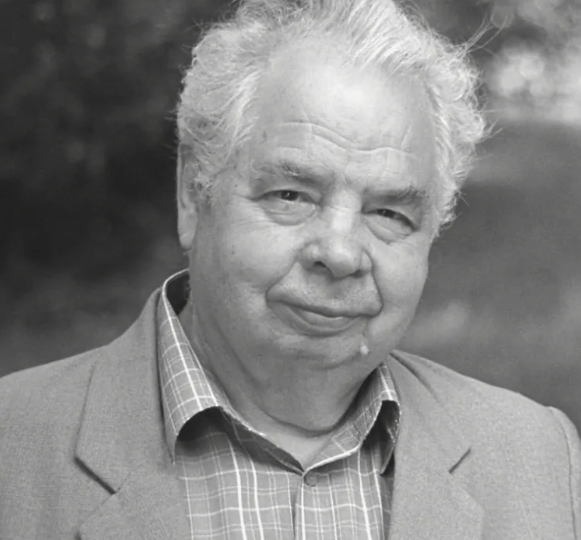 Берия называл его "Советский Ломоносов". Но завистники так и не дали раскрыться его гениальности в полной мере. Судьба талантливого физика