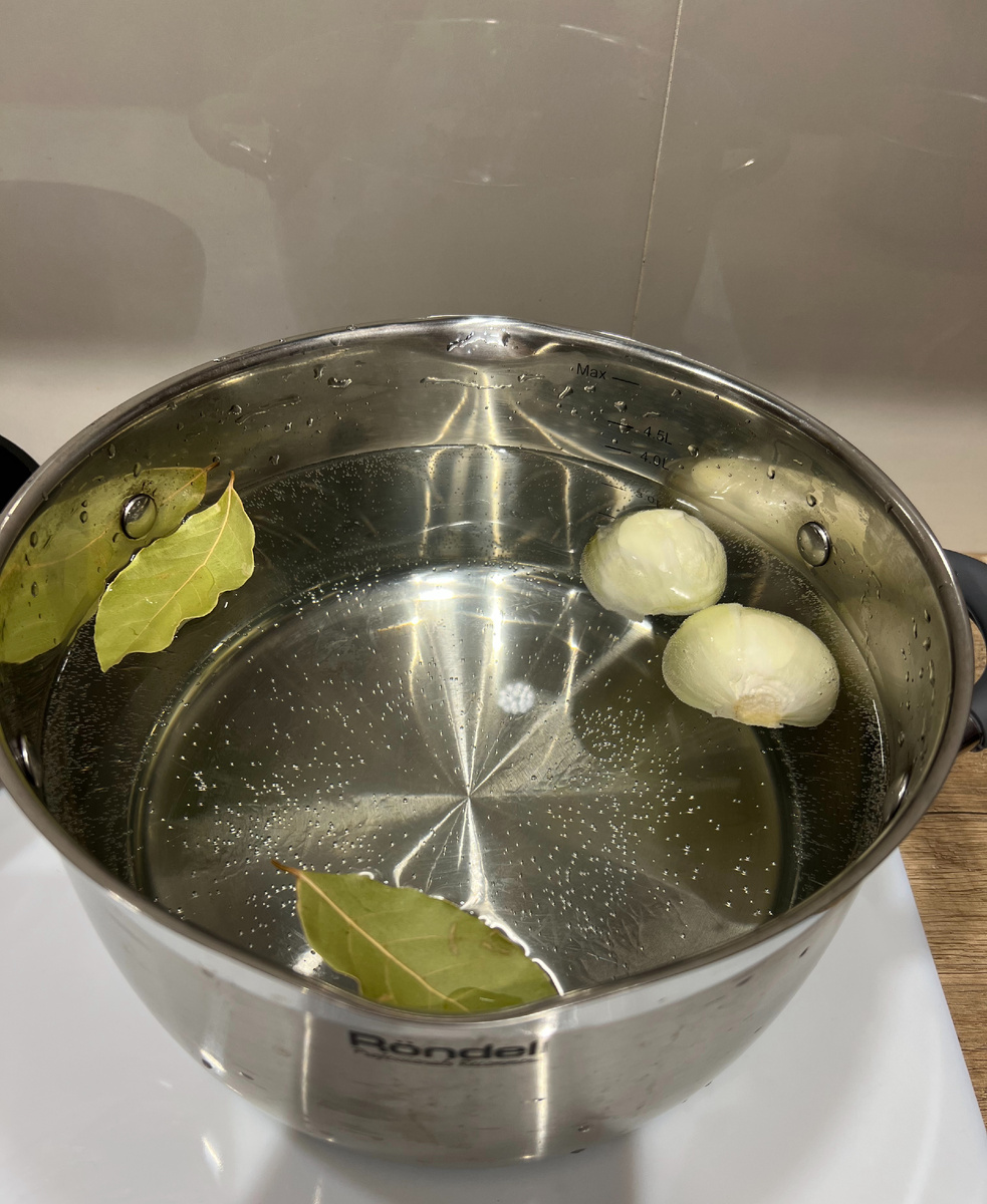 Начало приготовление вкусного борща